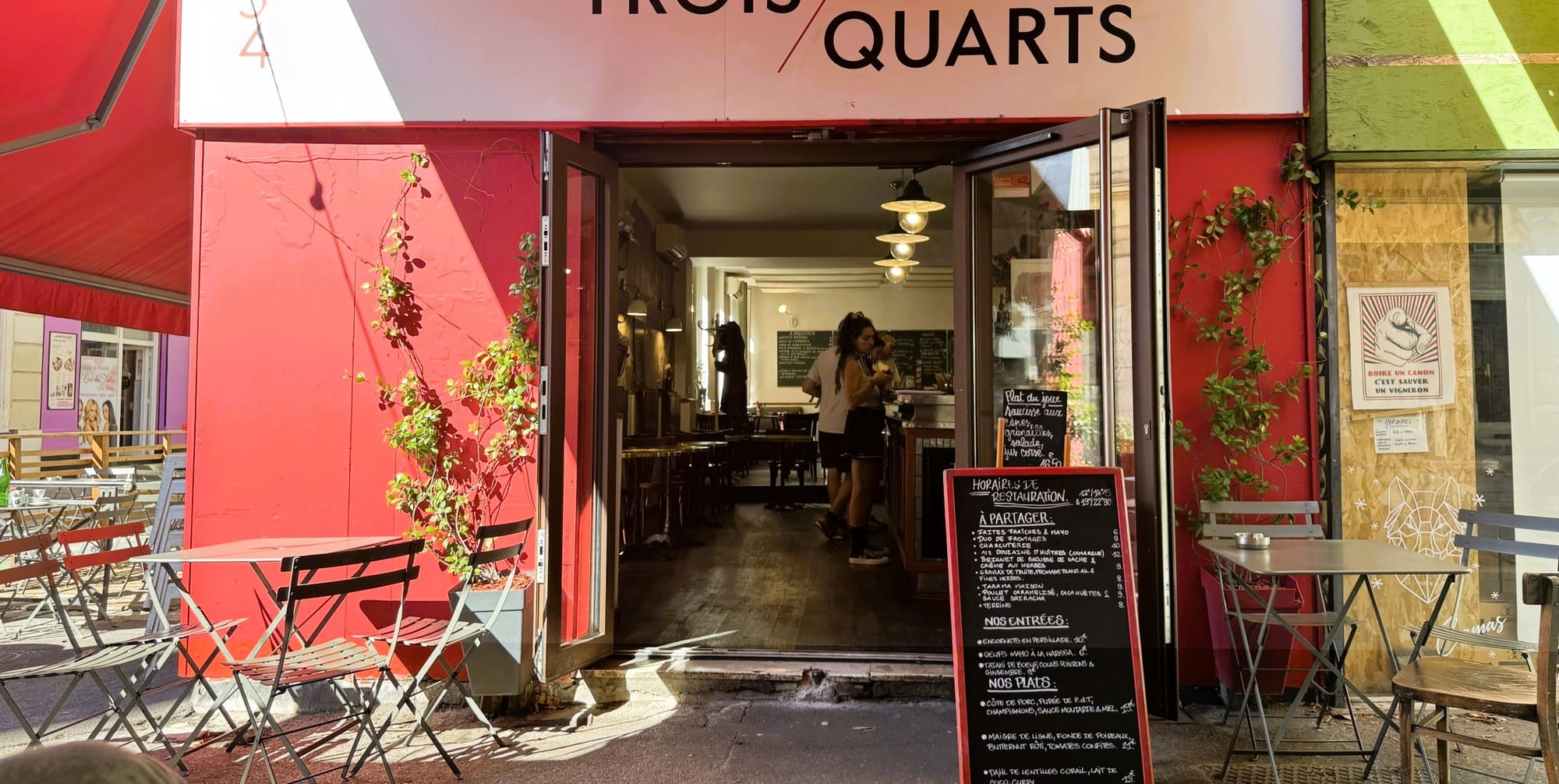 Salle du restaurant pour les réservations